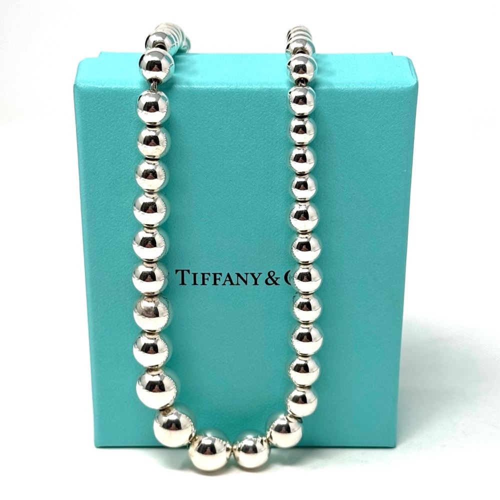 Authentic Tiffany & Co. Graduated Beaded Ball Necklace. - Picture 8 of 14